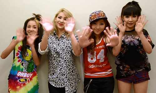 สื่อเกาหลีเผยค่าย YG Entertainment ประกาศยุบวง “2NE1”