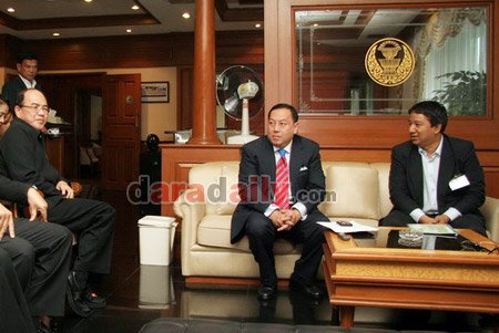 “จุติ”พบชมรมผู้ผลิตข่าวออนไลน์