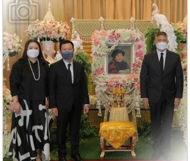 ภาพบรรยากาศงาน สวดอภิธรรมศพ คุณแม่ พรพรรณ พรรณนิภา ณ. ศาลาทักษิณาประดิษฐ วัดพระศรีมหาธาตุวรมหาวิหาร