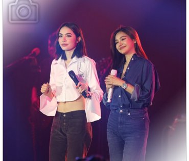Love Bully Dance Party Concert นำทีมโดย "อิงฟ้า วราหะ, ชาล็อต ออสติน"
