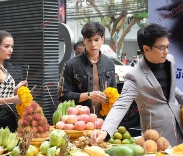 “เจษ” เขิน หวานใจเรียนต่ออังกฤษ