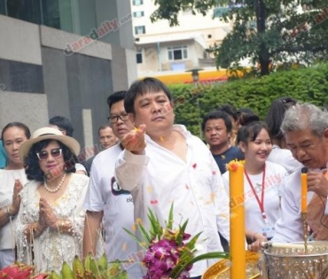 “เจษ” เขิน หวานใจเรียนต่ออังกฤษ