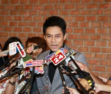 “เจษ” เขิน หวานใจเรียนต่ออังกฤษ