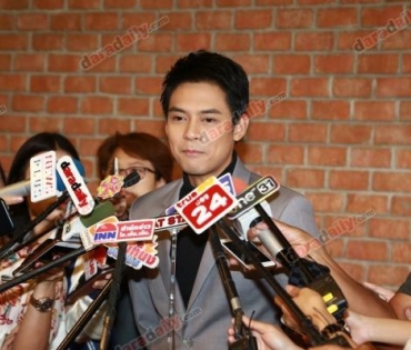 “เจษ” เขิน หวานใจเรียนต่ออังกฤษ