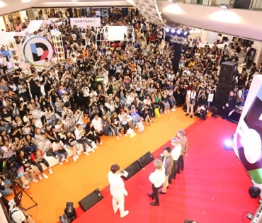 ภาพบรรยากาศงานครบรอบ 15 ปี DARADAILY ปรับโฉมใหม่ พร้อมความบันเทิงครบครัน