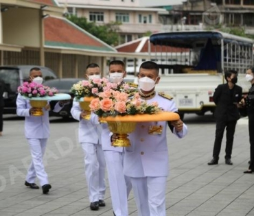 ภาพบรรยากาศคนบันเทิงร่วมงานศพศิลปินแห่งชาติ “อาต้อย เศรษฐา ศิระฉายา”