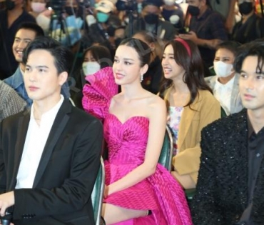 ละครเด็ด7HDละครดีกด35 พบกับนักแสดงจากละคร #ปางเสน่หา #หมอลำซัมเมอร์ และ #คุ้งเสน่หา ณ ลาน Zpotlight