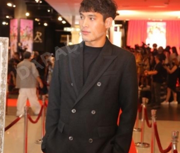 รอบปฐมทัศน์ ลิขิตรักชิงบัลลังก์  