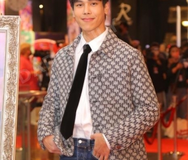 รอบปฐมทัศน์ ลิขิตรักชิงบัลลังก์  