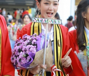 “แมงปอ เพ็ญพิชชา” มิสแกรนด์พะเยา2019 รับปริญญาตรี มหาวิทยาลัยเทคโนโลยีพระจอมเกล้าธนบุรี