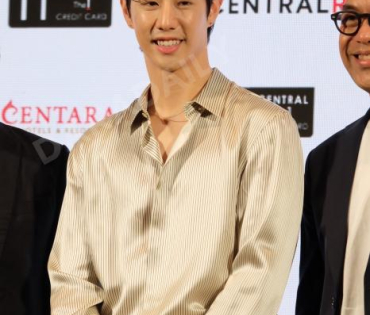 งานแถลงข่าวความสำเร็จ "The 1 Day" พร้อมมอบพบกับศิลปินระดับโลกอย่าง Mark Tuan 