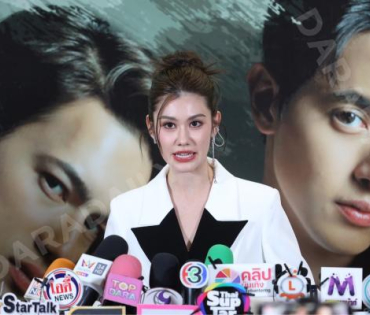 งานแถลงข่าวละคร "โลกหมุนรอบเธอ" พบ "โบว์-เมลดา , เจมส์-จิรายุ , ไอซ์-พาริส"