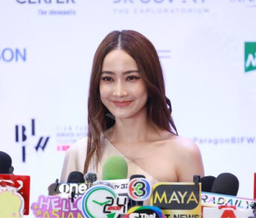 งานแถลงข่าว Siam Paragon Bangkok International Fashion Week 2024 พบ "แต้ว ณฐพร"