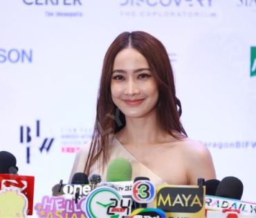 งานแถลงข่าว Siam Paragon Bangkok International Fashion Week 2024 พบ "แต้ว ณฐพร"