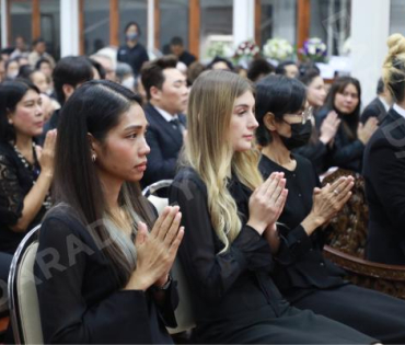 บรรยากาศงาน สวดพระอภิธรรม “อ๋อม อรรคพันธ์” คืนที่ 3