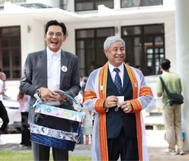 "สยม สังวริบุตร" เข้ารับพระราชทานปริญญา ปริญญาดุษฎีบัณฑิต คณะครุศาสตร์ จุฬาลงกรณ์มหาวิทยาลัย 