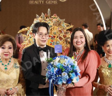 งาน “BEAUTY GEMS 60th  Anniversary High Jewelry" พบ  "แอน ทองประสม, แอฟ ทักษอร, นนกุล ชานน"