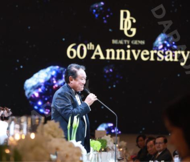 งาน “BEAUTY GEMS 60th  Anniversary High Jewelry" พบ  "แอน ทองประสม, แอฟ ทักษอร, นนกุล ชานน"