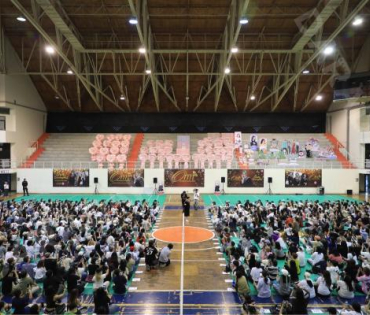 ออม-กรณ์นภัส เข้าร่วมพิธีซ้อมใหญ่รับพระราชทานปริญญาบัตร คณะเศรษฐศาสตร์ มศว.