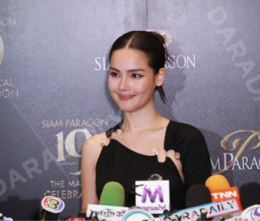 งาน Siam Paragon 19th Anniversary นำทีมโดย พีพี-กฤษฏ์, ญาญ่า-อุรัสยา, ต่อ-ธนภพ, หลิงหลิง-ออม