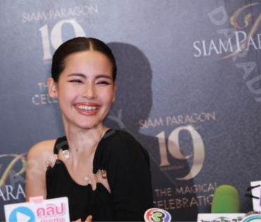 งาน Siam Paragon 19th Anniversary นำทีมโดย พีพี-กฤษฏ์, ญาญ่า-อุรัสยา, ต่อ-ธนภพ, หลิงหลิง-ออม