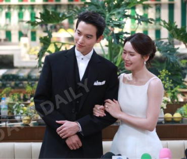 เจมส์-จิรายุ & โฟม เปิดใจพิธีแต่งงาน