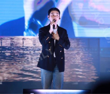 SIAM PARAGON PRESENTS THE FIRST CHRISTMAS WITH “DOH KYUNG SOO"