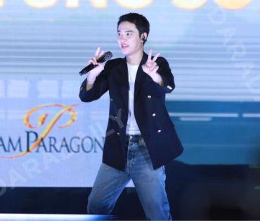 SIAM PARAGON PRESENTS THE FIRST CHRISTMAS WITH “DOH KYUNG SOO"