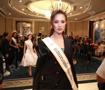 ณวัฒน์ อิสรไกรศีล พร้อมด้วยผู้เข้าประกวด MISS GRAND THAILAND เดินทางไปกรมสอบสวนคดีพิเศษ หรือ DSI