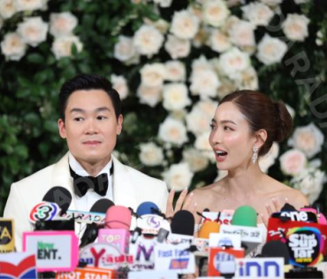 งานแถลงข่าวพิธีมงคลสมรส "แต้ว ณฐพร & ไฮโซณัย"