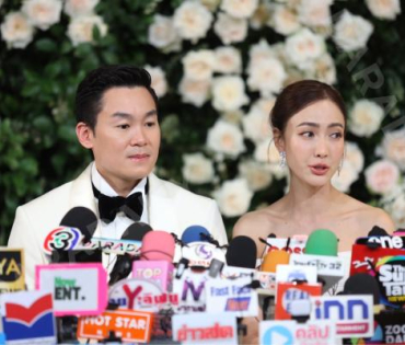 งานแถลงข่าวพิธีมงคลสมรส "แต้ว ณฐพร & ไฮโซณัย"