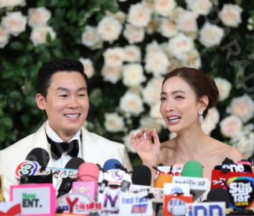 งานแถลงข่าวพิธีมงคลสมรส "แต้ว ณฐพร & ไฮโซณัย"