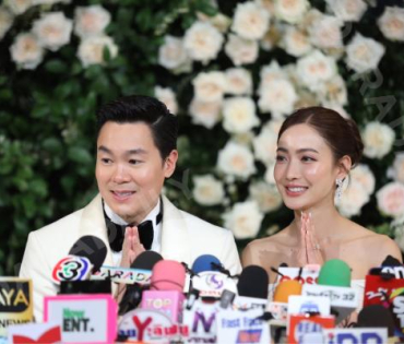 งานแถลงข่าวพิธีมงคลสมรส "แต้ว ณฐพร & ไฮโซณัย"