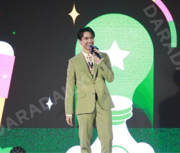 งานประกาศรางวัล LINE STICKERS AWARDS 2024 พบ "เจมีไนน์-โฟร์ท และ ไมกี้-ปณิธาน"