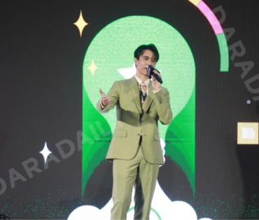 งานประกาศรางวัล LINE STICKERS AWARDS 2024 พบ "เจมีไนน์-โฟร์ท และ ไมกี้-ปณิธาน"