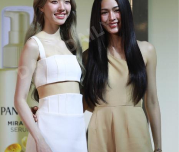 งาน “Pantene Miracle Bond Repair X หลิง-ออม”