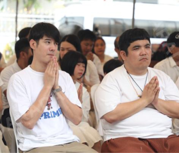 งานบวงสรวงภาพยนตร์ “Food Truck Project”กำกับโดย "แจ็ค แฟนฉัน" พร้อมพระเอกชื่อดัง "มาริโอ้ เมาเร่อ"