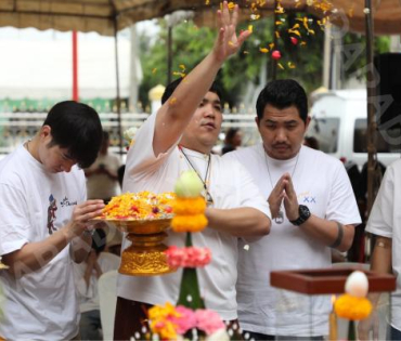 งานบวงสรวงภาพยนตร์ “Food Truck Project”กำกับโดย "แจ็ค แฟนฉัน" พร้อมพระเอกชื่อดัง "มาริโอ้ เมาเร่อ"