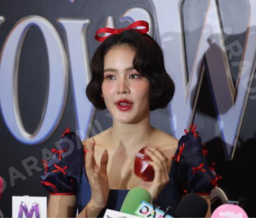 งาน Thailand Gala Premiere ภาพยนตร์เรื่อง "Disneys Snow White สไวท์ พบ "โบว์ เมลดา"