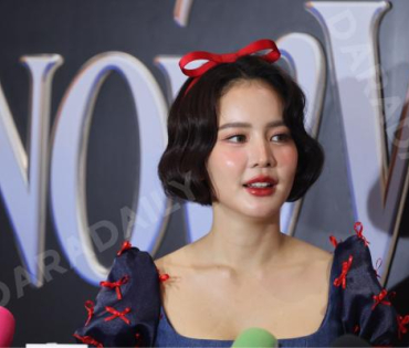 งาน Thailand Gala Premiere ภาพยนตร์เรื่อง "Disneys Snow White สไวท์ พบ "โบว์ เมลดา"