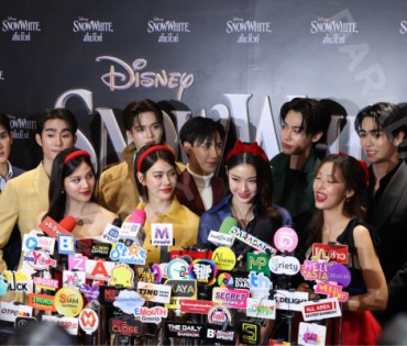 งาน Thailand Gala Premiere ภาพยนตร์เรื่อง "Disneys Snow White สไวท์ พบ "โบว์ เมลดา"