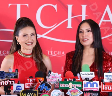 งาน ITCHA OPENING พบกับ3ศิลปิน "เบนซ์ พรชิตา,มิค บรมวุฒิ และ แอน สิเรียม"