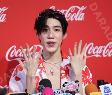 งาน "โค้ก“ แชร์ความสุข กับแคมเปญ ส่งCokeให้ พบ "พีพี กฤษฏ์"