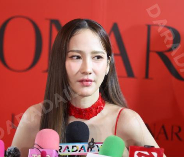 งาน “1st LONARK New Experience” X “Aum Patcharapa”