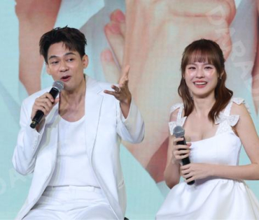 งานเปิดตัวพรีเซ็นเตอร์ Dr.JiLL พบกับ “นนกุล ชานน-แอฟ ทักษอร” “แดน วรเวช-แพทตี้ อังศุมาลิน” 