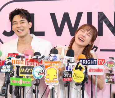 งานเปิดตัวพรีเซ็นเตอร์ Dr.JiLL พบกับ “นนกุล ชานน-แอฟ ทักษอร” “แดน วรเวช-แพทตี้ อังศุมาลิน” 