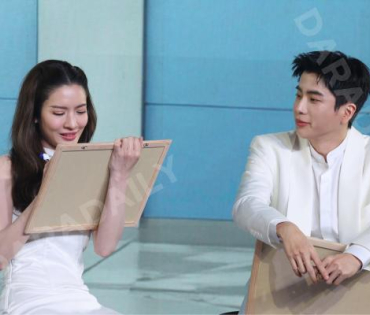 งานเปิดตัวพรีเซ็นเตอร์ Dr.JiLL พบกับ “นนกุล ชานน-แอฟ ทักษอร” “แดน วรเวช-แพทตี้ อังศุมาลิน” 