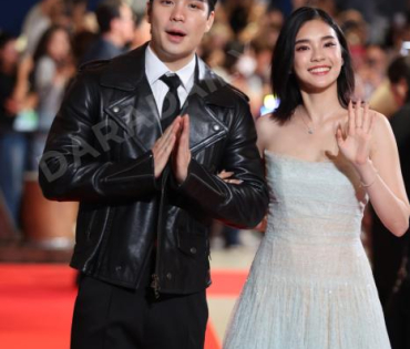 ภาพบรรยากาศรอบปฐมทัศน์ ละครเวที "2499 เดอะมิวสิคัล" นำแสดงโดย นาย ณภัทร, ไอซ์ พาริส