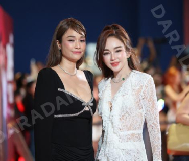 ภาพบรรยากาศรอบปฐมทัศน์ ละครเวที "2499 เดอะมิวสิคัล" นำแสดงโดย นาย ณภัทร, ไอซ์ พาริส