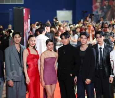 ภาพบรรยากาศรอบปฐมทัศน์ ละครเวที "2499 เดอะมิวสิคัล" นำแสดงโดย นาย ณภัทร, ไอซ์ พาริส